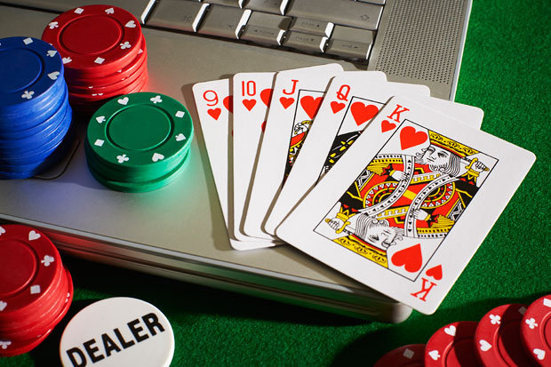 Poker Clinic – Online pros and cons