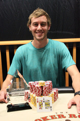 Vandeven and Miles Remain at Top of Card Player Poker Tour Leaderboard