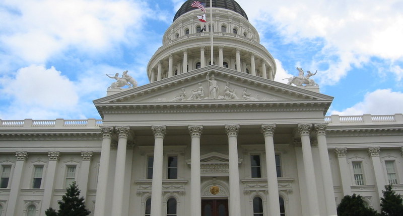 California To Hold Hearing On Online Poker Bill