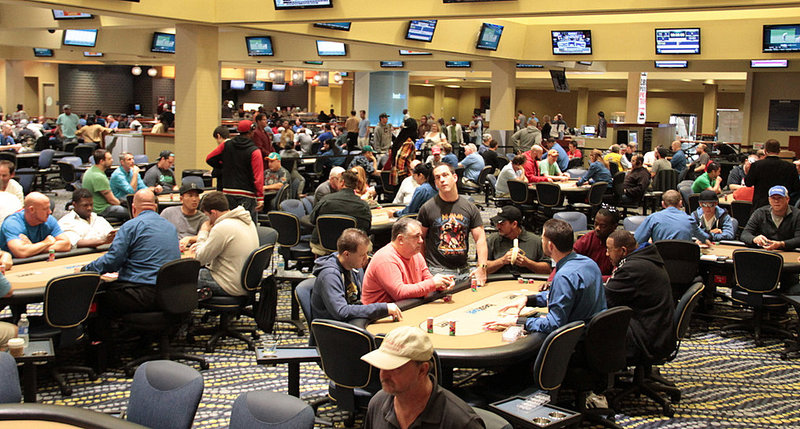 Card Player Poker Tour bestbet Jacksonville: 32 Players Survive Day 1B