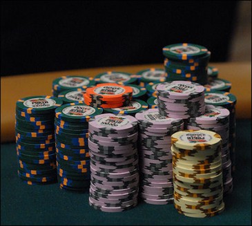 Stacking Poker Chips to Benefit from Powers of Chip Chi
