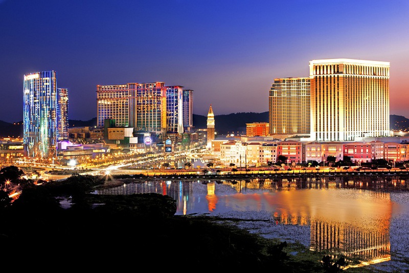 Las Vegas Sands To Build Paris-Themed Resort In Macau