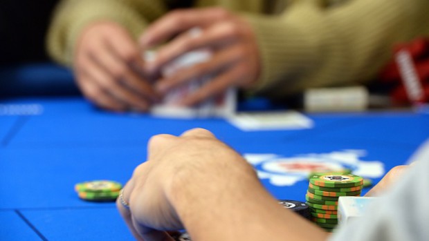 Why CEOs Ace Poker