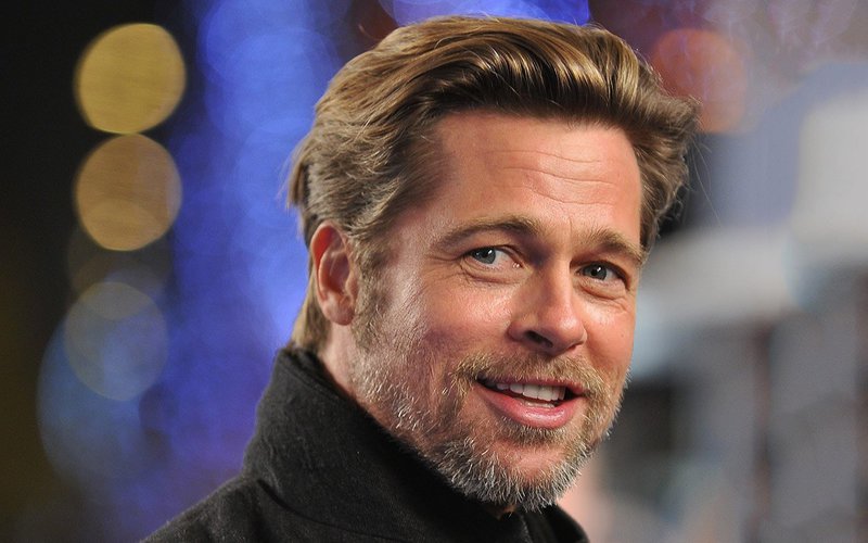 Brad Pitt Donates $25000 In Poker Game