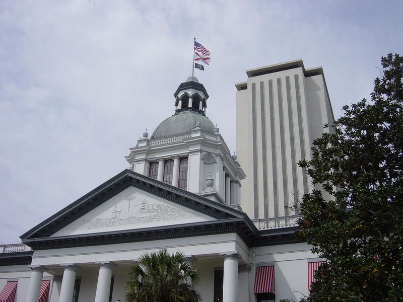 Florida Lawmakers Ponder Decoupling Poker And Greyhound Racing