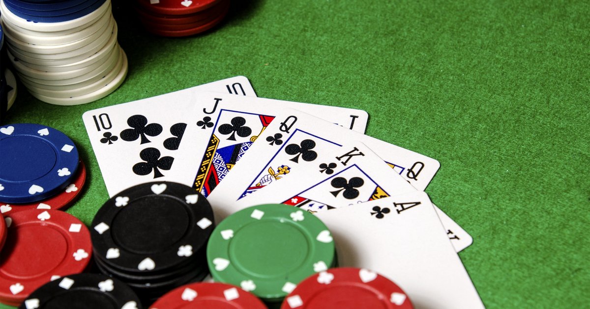 The poker room: Where to begin?