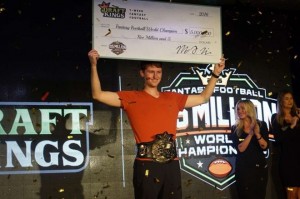 Poker Player Aaron Jones Wins DraftKings Fantasy Football World Championship …