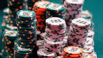 Poker pro stuns the table with a gutsy all in bluff