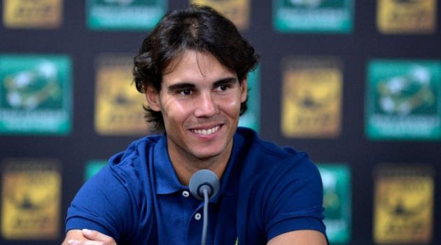 Nadal to play in live charity poker tournament