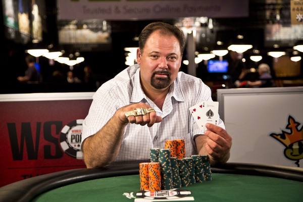 Ted Gillis Wins World Series of Poker $1500 No-Limit Hold'em Event