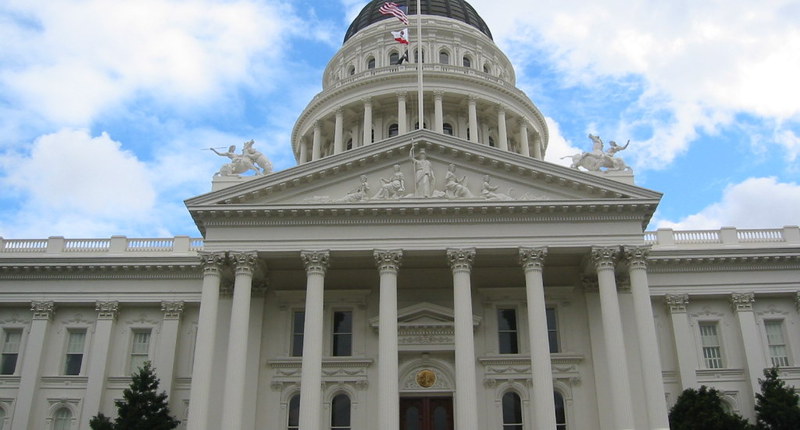 Two California Online Poker Bills Shelved for 2014; New Bill to be Introduced …