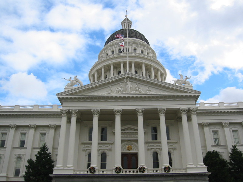 California Schedules Online Poker Hearings